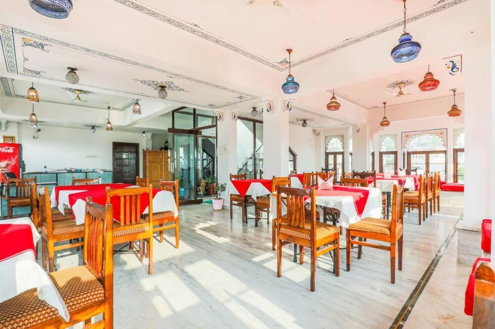 Hotel Pichola Haveli Удайпур Экстерьер фото